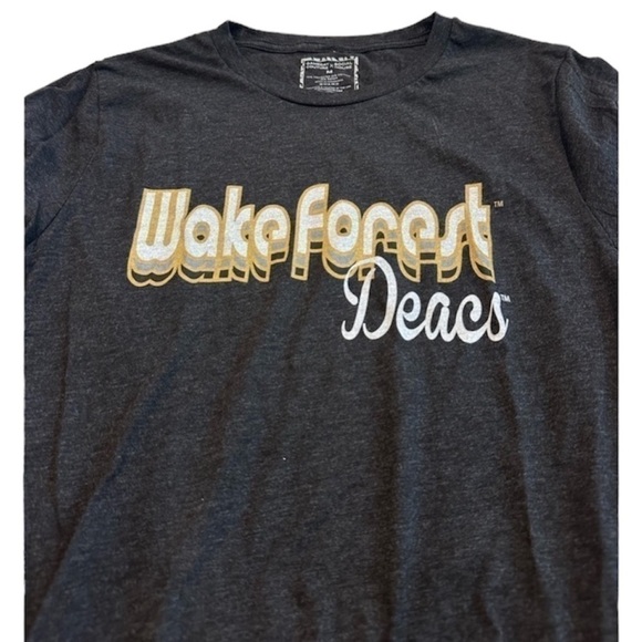 NWOT "Wake Forest Deacs" Long Sleeve T-Shirt Size Medium - Picture 3 of 4